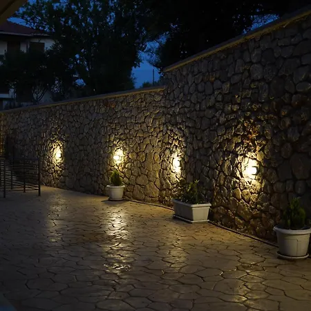 Avra Loft Apartman *